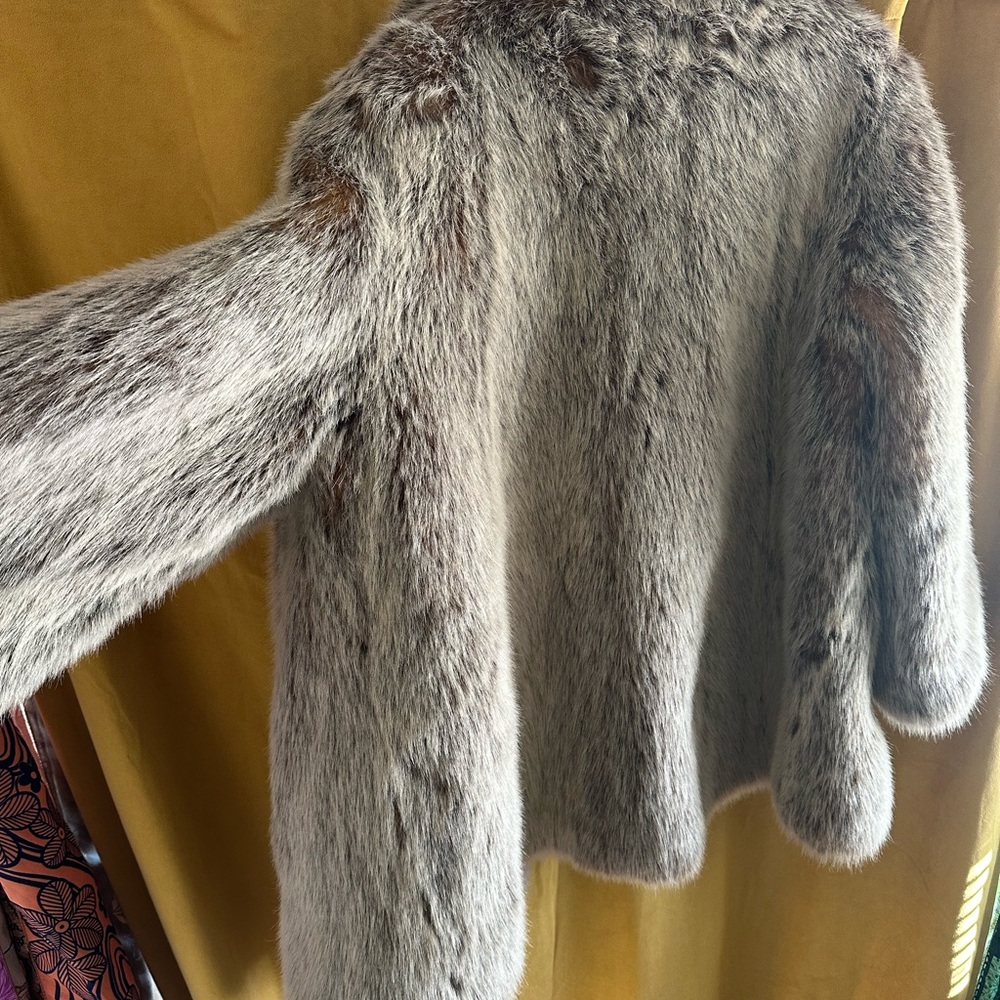 Dennis basso fur coat - Picture 3 of 5